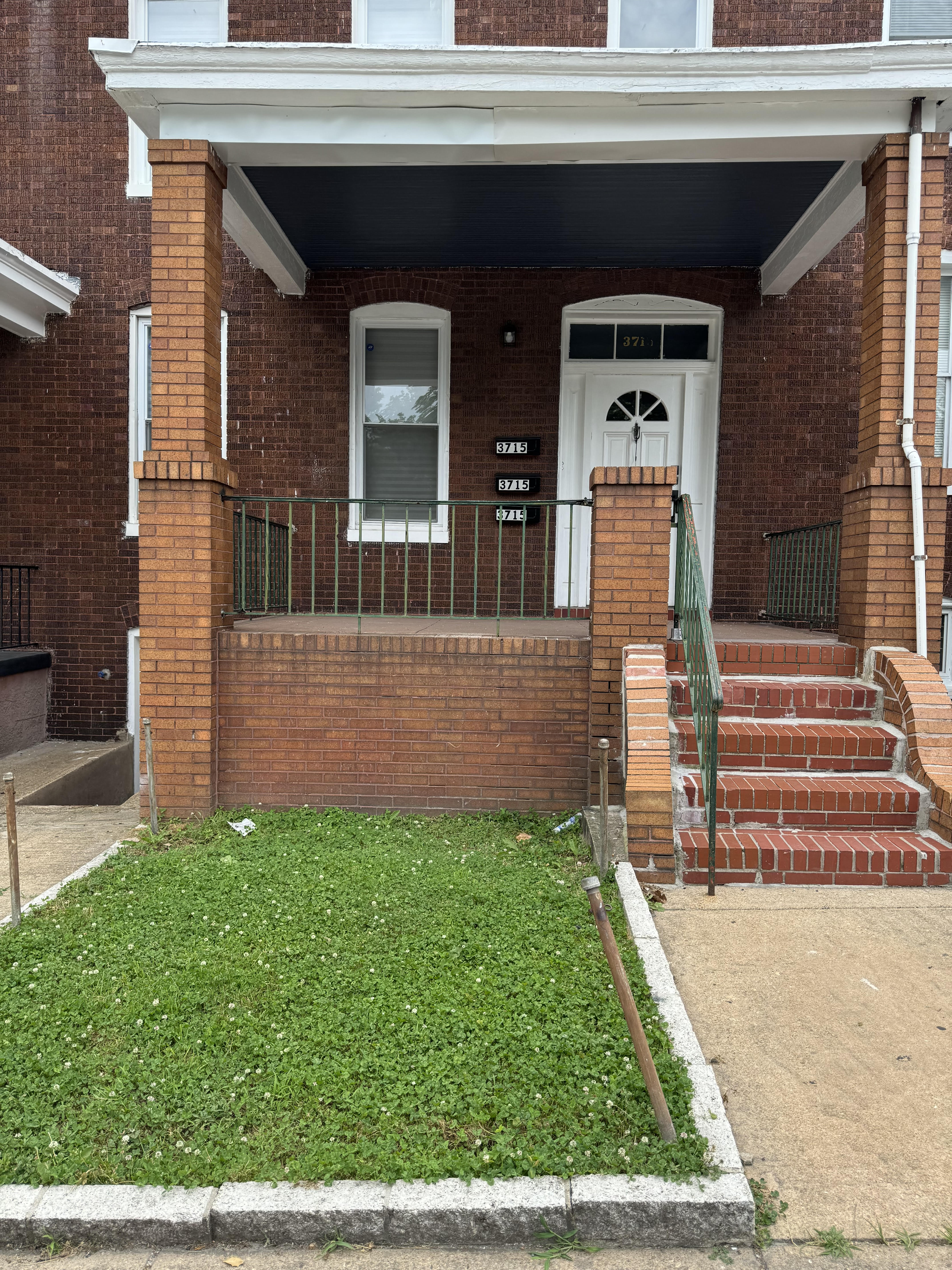2 Bedroom Rental – 3715 Belair Rd Apt 1, Baltimore, MD, 21213
