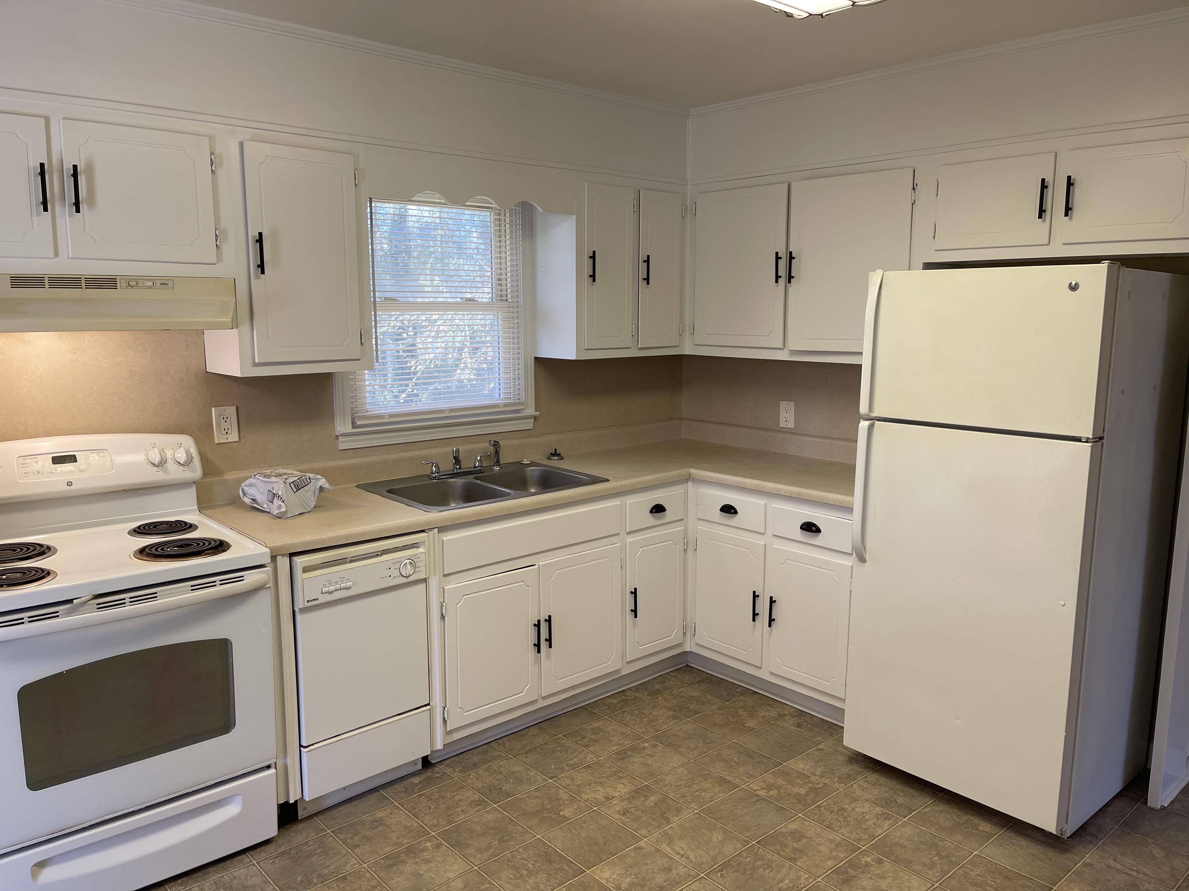 3 Bedroom Rental – 24 Martin St Apt 1, Newnan, GA, 30263